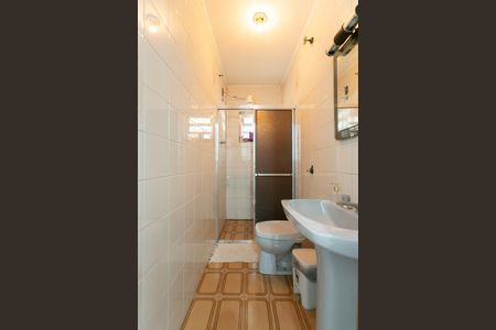 Casa à venda com 159m², 4 quartos e 3 vagas Casa à venda com 159m², 4 quartos e 3 vagasBanheiro 1
