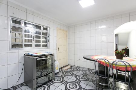 Casa à venda com 159m², 4 quartos e 3 vagas Casa à venda com 159m², 4 quartos e 3 vagasCozinha