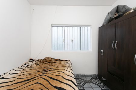 Casa à venda com 159m², 4 quartos e 3 vagas Casa à venda com 159m², 4 quartos e 3 vagasQuarto 1