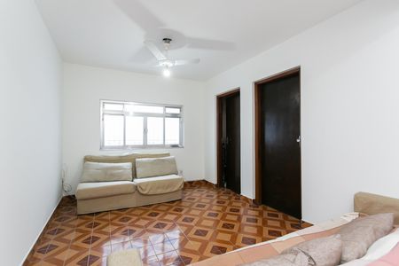 Casa à venda com 159m², 4 quartos e 3 vagas Casa à venda com 159m², 4 quartos e 3 vagasSala 2