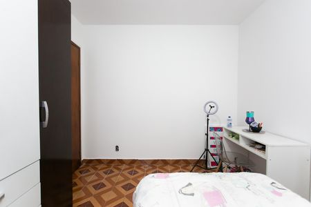 Casa à venda com 159m², 4 quartos e 3 vagas Casa à venda com 159m², 4 quartos e 3 vagasQuarto 2