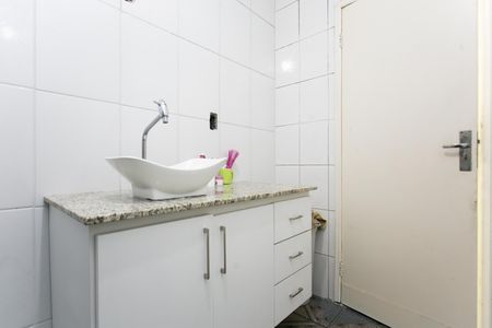 Casa à venda com 159m², 4 quartos e 3 vagas Casa à venda com 159m², 4 quartos e 3 vagasBanheiro 2