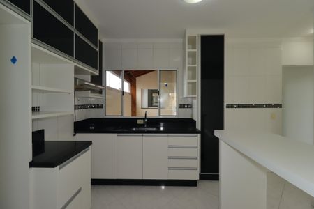 Apartamento para alugar com 93m², 3 quartos e 2 vagasCozinha