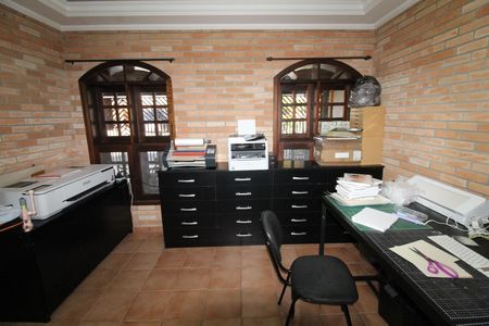 Casa de condomínio para alugar com 327m², 6 quartos e 4 vagasSala 2