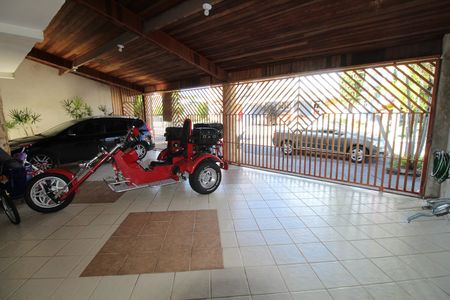 Casa de condomínio para alugar com 327m², 6 quartos e 4 vagasGaragem