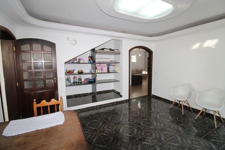 Casa de condomínio para alugar com 327m², 6 quartos e 4 vagasSala 3