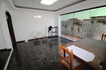 Casa de condomínio para alugar com 327m², 6 quartos e 4 vagasSala 3