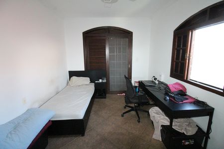 Casa de condomínio para alugar com 327m², 6 quartos e 4 vagasSuíte 2