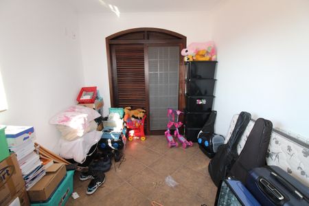 Casa de condomínio para alugar com 327m², 6 quartos e 4 vagasQuarto 2