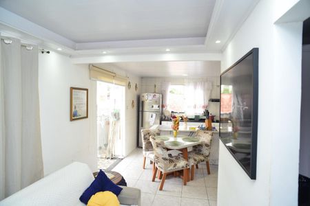 Casa de condomínio para alugar com 260m², 4 quartos e 2 vagas Casa de condomínio para alugar com 260m², 4 quartos e 2 vagasSala