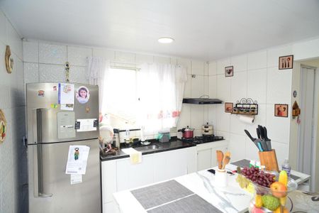Casa de condomínio para alugar com 260m², 4 quartos e 2 vagas Casa de condomínio para alugar com 260m², 4 quartos e 2 vagasCozinha