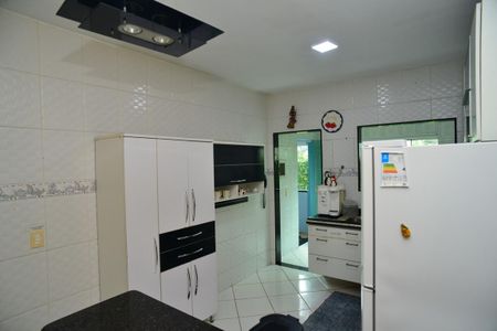 Casa de condomínio para alugar com 260m², 4 quartos e 2 vagas Casa de condomínio para alugar com 260m², 4 quartos e 2 vagasCozinha