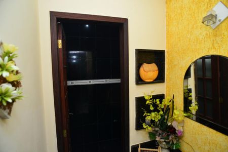 Casa de condomínio para alugar com 260m², 4 quartos e 2 vagas Casa de condomínio para alugar com 260m², 4 quartos e 2 vagasLavabo