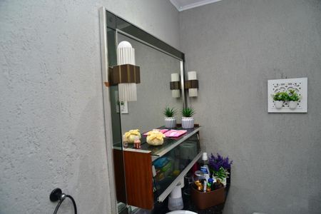 Casa de condomínio para alugar com 260m², 4 quartos e 2 vagas Casa de condomínio para alugar com 260m², 4 quartos e 2 vagasBanheiro Social