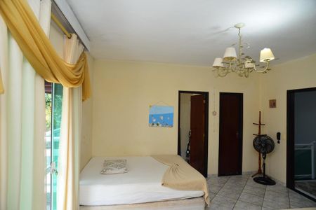 Casa de condomínio para alugar com 260m², 4 quartos e 2 vagas Casa de condomínio para alugar com 260m², 4 quartos e 2 vagasSuíte 1