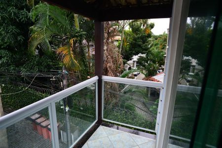 Casa de condomínio para alugar com 260m², 4 quartos e 2 vagas Casa de condomínio para alugar com 260m², 4 quartos e 2 vagasVaranda Quarto de Apoio