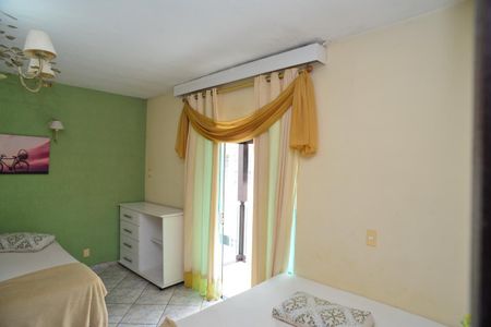 Casa de condomínio para alugar com 260m², 4 quartos e 2 vagas Casa de condomínio para alugar com 260m², 4 quartos e 2 vagasSuíte 1