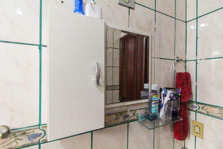 Casa de condomínio à venda com 80m², 2 quartos e 1 vaga Casa de condomínio à venda com 80m², 2 quartos e 1 vagaBanheiro