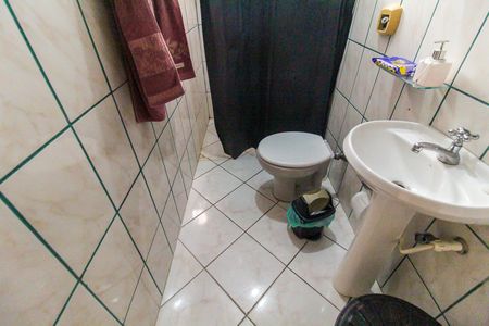 Casa de condomínio à venda com 80m², 2 quartos e 1 vaga Casa de condomínio à venda com 80m², 2 quartos e 1 vagaBanheiro
