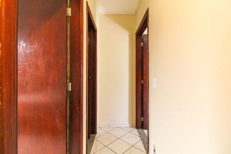 Casa de condomínio à venda com 80m², 2 quartos e 1 vaga Casa de condomínio à venda com 80m², 2 quartos e 1 vagaHall
