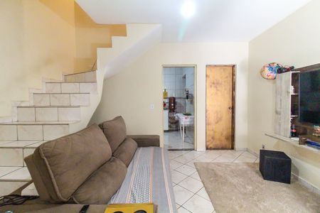 Casa de condomínio à venda com 80m², 2 quartos e 1 vaga Casa de condomínio à venda com 80m², 2 quartos e 1 vagaSala