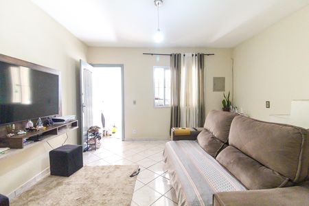 Casa de condomínio à venda com 80m², 2 quartos e 1 vaga Casa de condomínio à venda com 80m², 2 quartos e 1 vagaSala