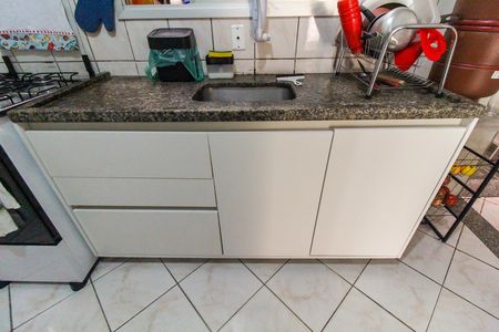 Casa de condomínio à venda com 80m², 2 quartos e 1 vaga Casa de condomínio à venda com 80m², 2 quartos e 1 vagaCozinha