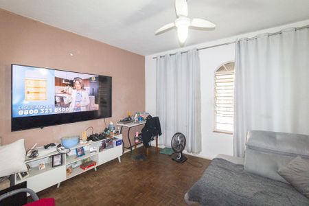 Sala de casa para alugar com 2 quartos, 329m² em Umuarama, Osasco