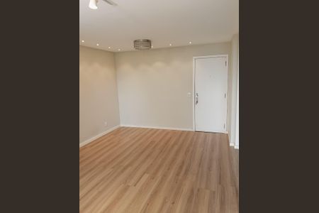 Apartamento à venda com 85m², 2 quartos e 2 vagas Apartamento à venda com 85m², 2 quartos e 2 vagasQuarto