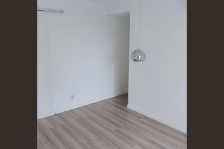 Apartamento à venda com 85m², 2 quartos e 2 vagas Apartamento à venda com 85m², 2 quartos e 2 vagasQuarto