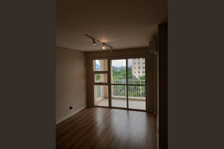 Apartamento à venda com 85m², 2 quartos e 2 vagas Apartamento à venda com 85m², 2 quartos e 2 vagasSala