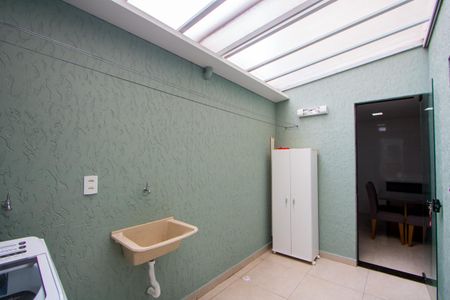 Apartamento à venda com 70m², 2 quartos e 1 vaga Apartamento à venda com 70m², 2 quartos e 1 vagaÁrea de serviço