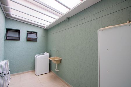 Apartamento à venda com 70m², 2 quartos e 1 vaga Apartamento à venda com 70m², 2 quartos e 1 vagaÁrea de serviço