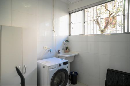 Apartamento à venda com 111m², 3 quartos e 1 vagaÁrea de Serviço