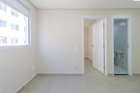 Apartamento para alugar com 33m², 2 quartos e sem vaga Apartamento para alugar com 33m², 2 quartos e sem vagaSala