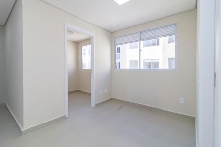 Apartamento para alugar com 33m², 2 quartos e sem vaga Apartamento para alugar com 33m², 2 quartos e sem vagaSala