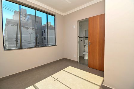 Apartamento à venda com 67m², 2 quartos e 1 vaga