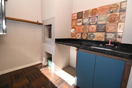 Apartamento à venda com 2 quartos, 67m² em Parque Maracana, Contagem