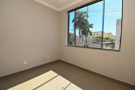 Apartamento à venda com 67m², 2 quartos e 1 vaga