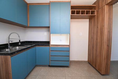 Apartamento à venda com 2 quartos, 67m² em Parque Maracana, Contagem