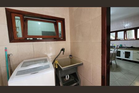 Casa para alugar com 308m², 2 quartos e 3 vagas Casa para alugar com 308m², 2 quartos e 3 vagasÁrea de serviço e Área Gourmet