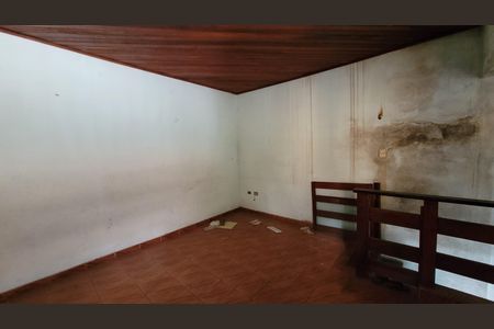 Casa para alugar com 308m², 2 quartos e 3 vagas Casa para alugar com 308m², 2 quartos e 3 vagasEdícola - Sala