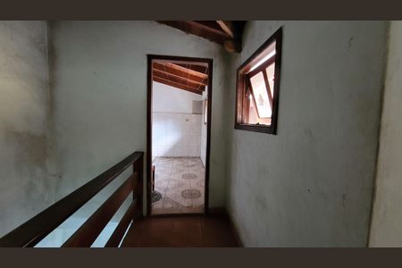 Casa para alugar com 308m², 2 quartos e 3 vagas Casa para alugar com 308m², 2 quartos e 3 vagasEdícola - Sala