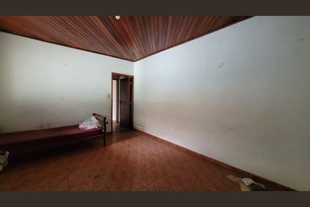 Casa para alugar com 308m², 2 quartos e 3 vagas Casa para alugar com 308m², 2 quartos e 3 vagasEdícola - Sala