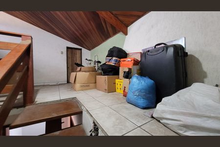 Casa para alugar com 308m², 2 quartos e 3 vagas Casa para alugar com 308m², 2 quartos e 3 vagasSótão
