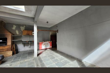 Casa para alugar com 308m², 2 quartos e 3 vagas Casa para alugar com 308m², 2 quartos e 3 vagasÁrea de serviço e Área Gourmet