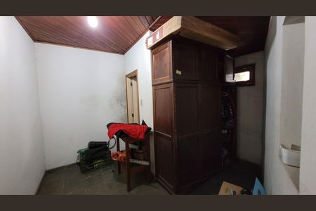 Casa para alugar com 308m², 2 quartos e 3 vagas Casa para alugar com 308m², 2 quartos e 3 vagasSuite 01 - Closet