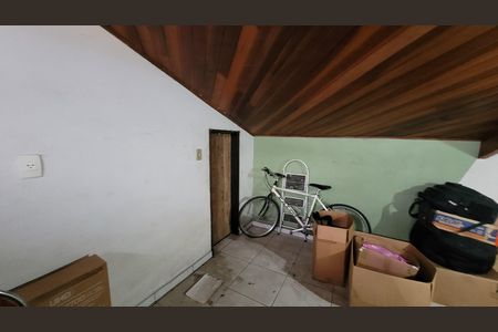 Casa para alugar com 308m², 2 quartos e 3 vagas Casa para alugar com 308m², 2 quartos e 3 vagasSótão