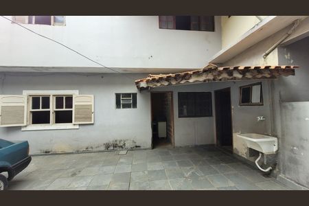 Casa para alugar com 308m², 2 quartos e 3 vagas Casa para alugar com 308m², 2 quartos e 3 vagasEdícola