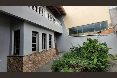 Casa para alugar com 308m², 2 quartos e 3 vagas Casa para alugar com 308m², 2 quartos e 3 vagasJardim